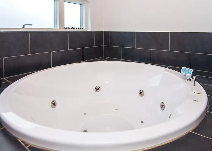 14 Person In Hébergement de vacances Glesborg