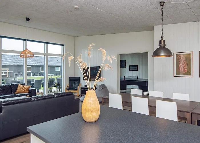 14 Person In Glesborg