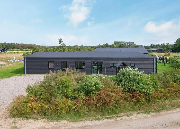 14 Person In Hébergement de vacances Glesborg